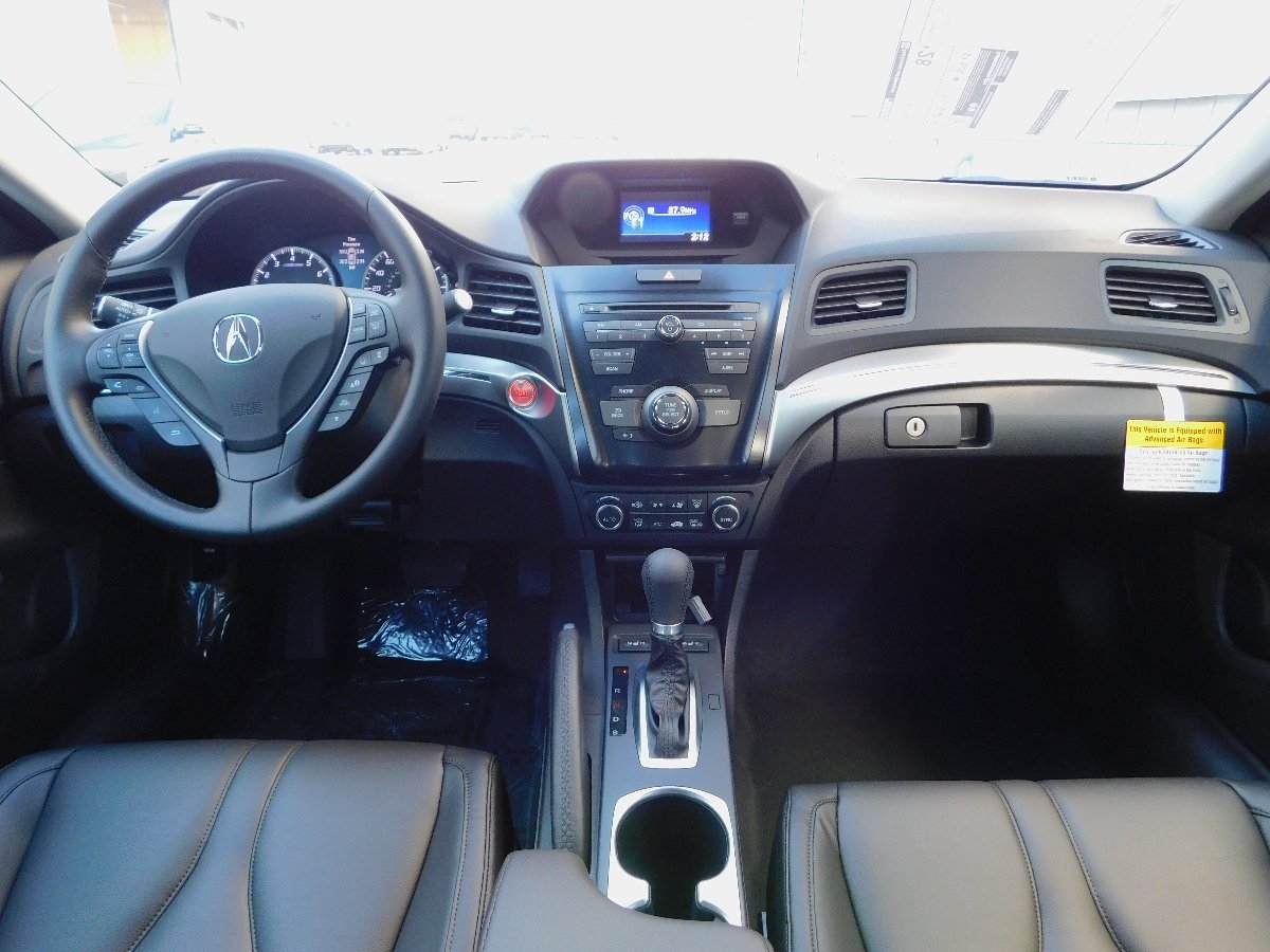 Acura ILX Base Sedan