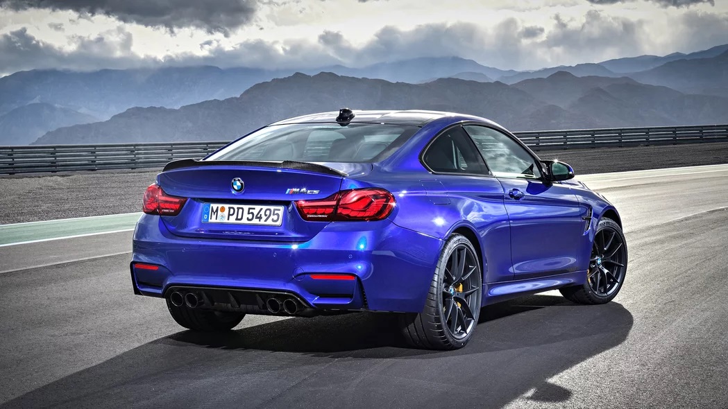 BMW M4 CS